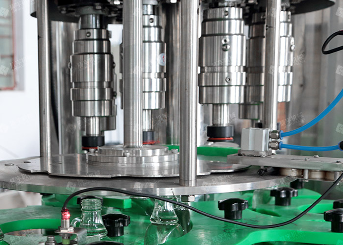 三合一白酒绿巨人黄色软件APP 三合一白酒绿巨人黄色软件APP